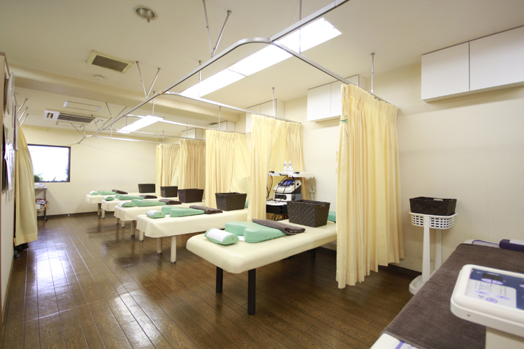 いりや鍼灸整骨院　施術室